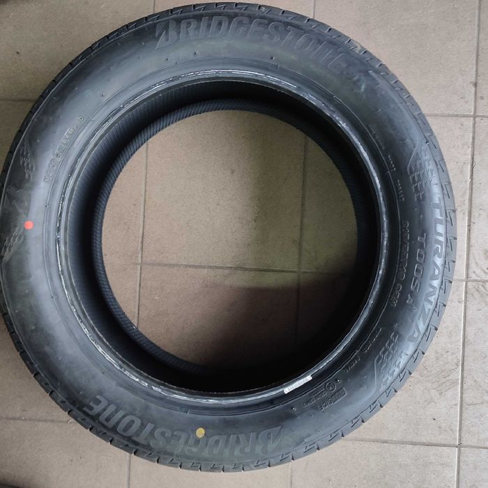 Opony 215/55-18 95 H  Bridgestone Turanza T005A  SUV 4x4