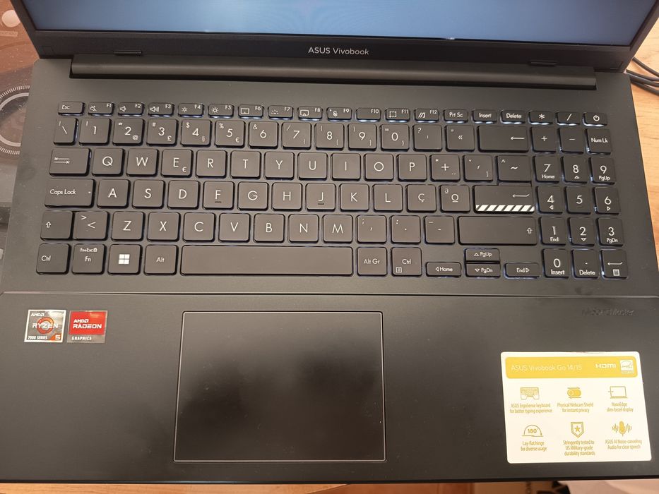 PC Portátil Asus Vivobook E1504FA-R57ALHDPB2