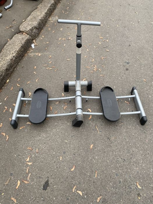 Продам спортивный инвентарь гири гантели штанги блины