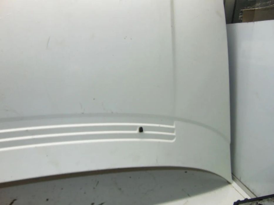 Mitsubishi Space Runner capot " usado em bom estado