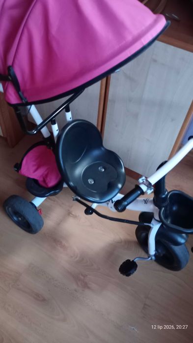 Rowerek trójkołowy pchacz