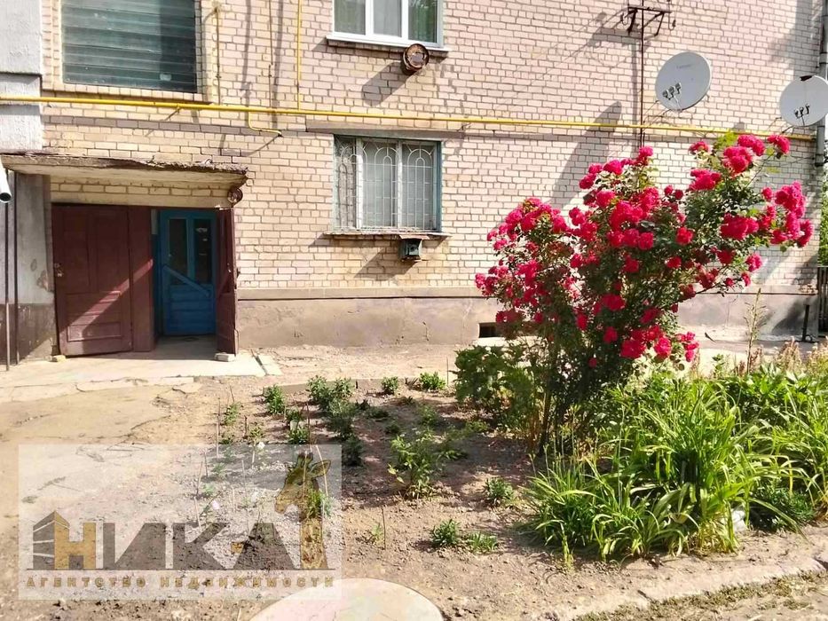 Продам 1 кімнатну квартиру в с. Михайлівка