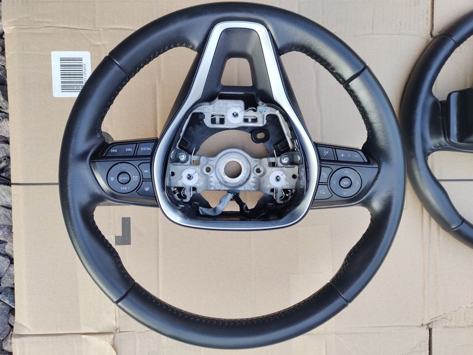 Руль Toyota Corolla E21, шкіра з підігрівом