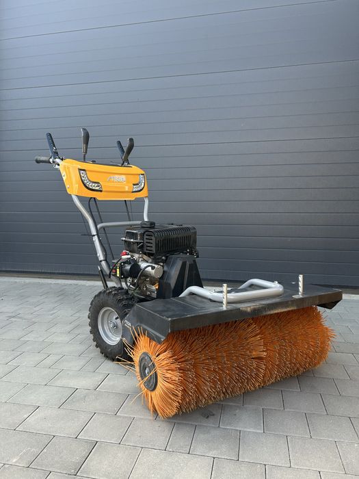 Zamiatarka STIGA Sws 800 GE stan bardzo dobry. TYLKO ODBIOR OSOBISTY!!