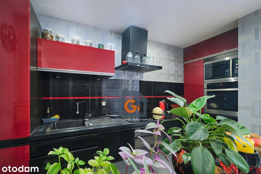 Sprzedam 7 pokojowy dom w super lokalizacji 300m2