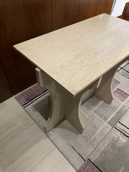 Mesa em pedra moca creme 98x52