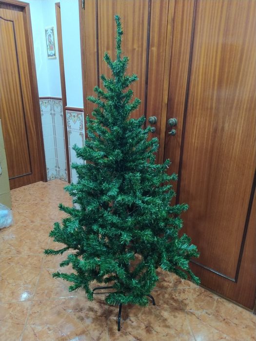Árvore de Natal casa quarto apartamento vivenda escritório gabinete.