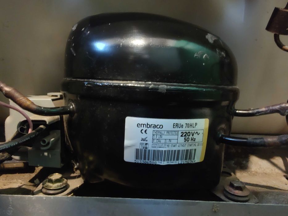 Компрессор для холодильника Embraco