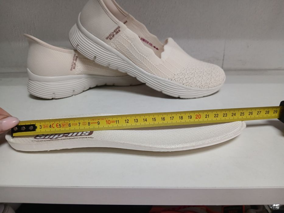 Сліпони  38-39 р/25 см супер легкі балетки Skechers  оригінал