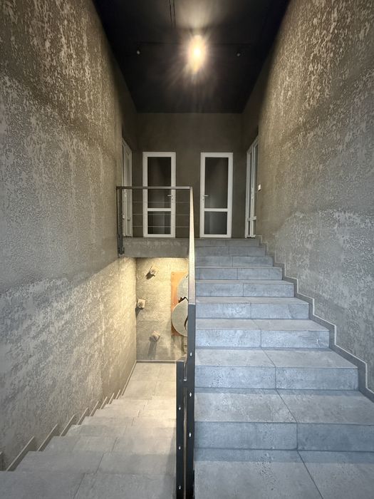 Здам приміщення з ремонтом на фасаді Варшавської траси