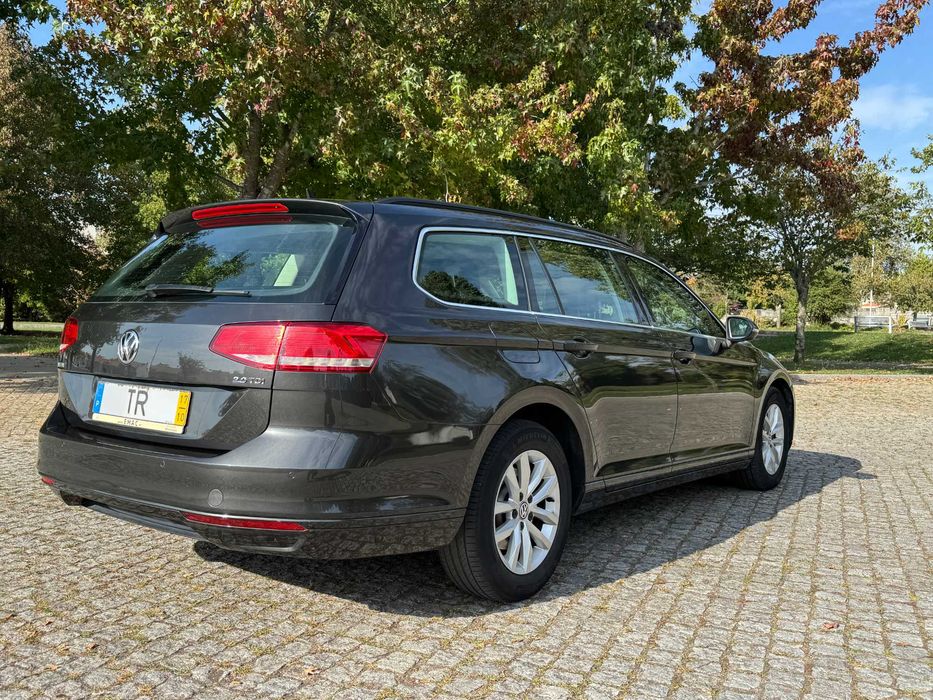 VW Passat Variant 2.0 TDi Business Package DSG — photo 3