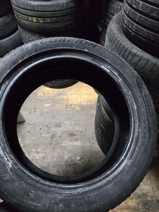 255/45R19 Pirelli Scorpion 100W