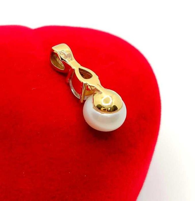 Złota zawieszka z Perłą i cyrkonią pr.585 W:1,55gr InterSKLEP