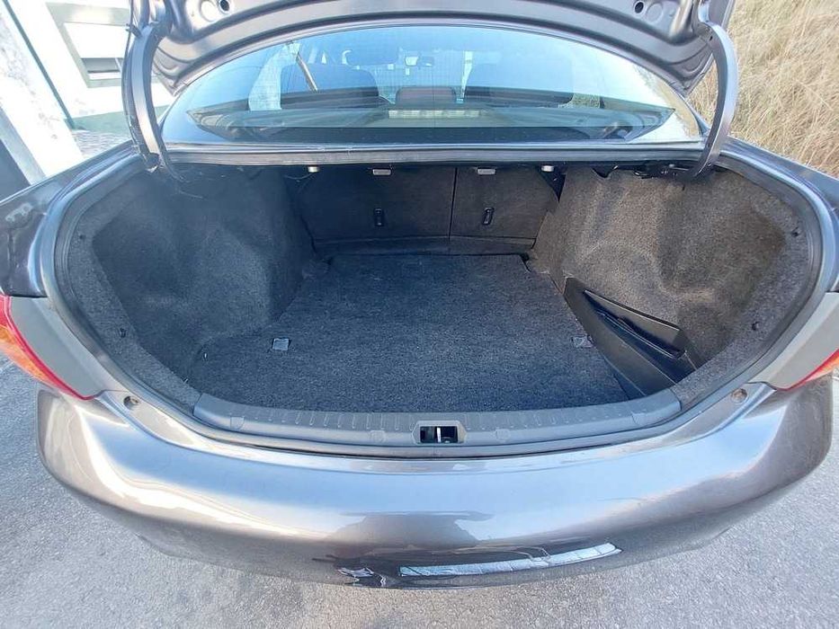 Toyota Corolla 1.4 97CV