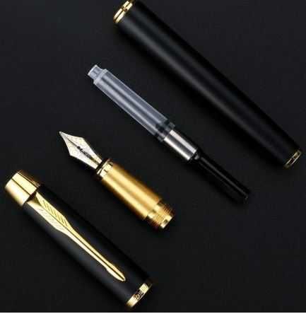 Ручка пірʼяна. Матеріал метал. Аналог Parker