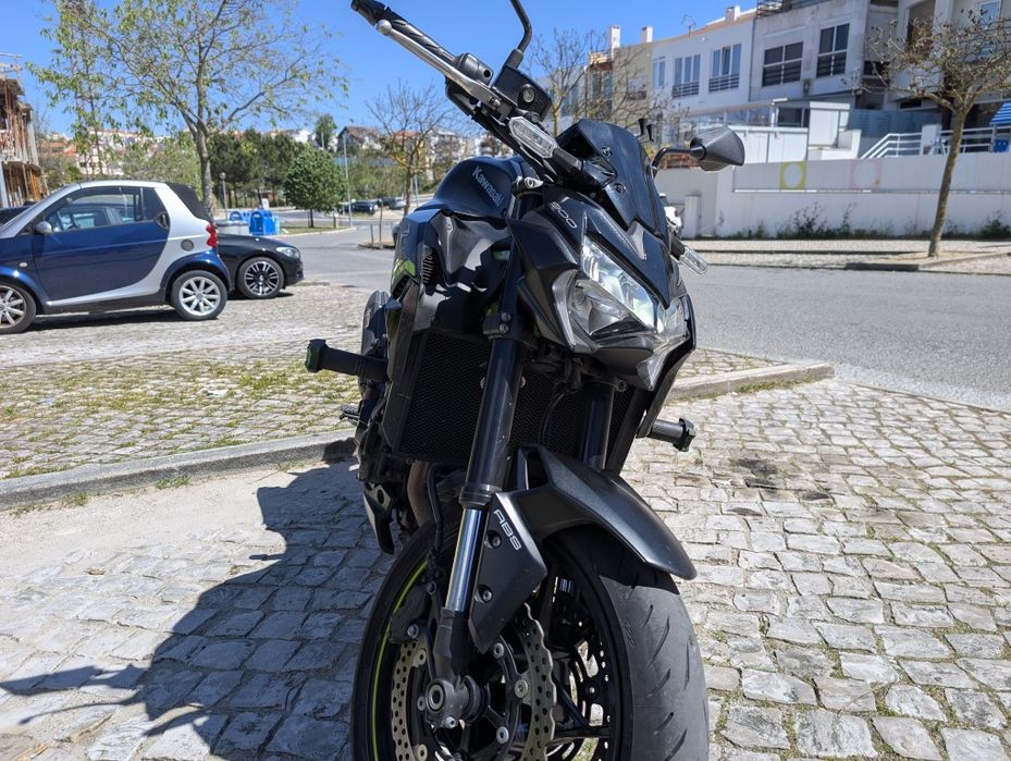 Kawasaki Z900 21