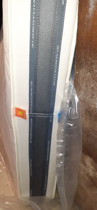 Продам матрас 160х200 см