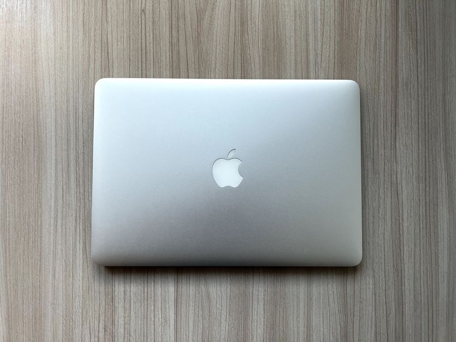 MacBook Air 13" 2015 (A1466) – bardzo dobry stan, bateria 96%