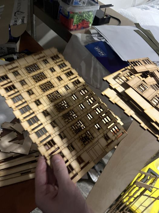 Лазерна різка та гравіювання