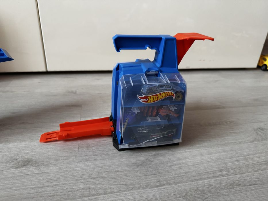 Трек гараж бокс переноска hot wheels машинки