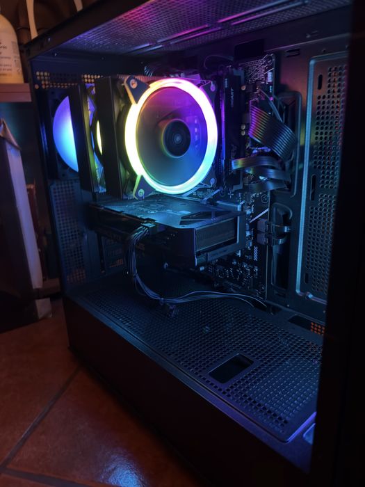 Pc gamer i7 12700k + rtx 5060 + 32 gb ram