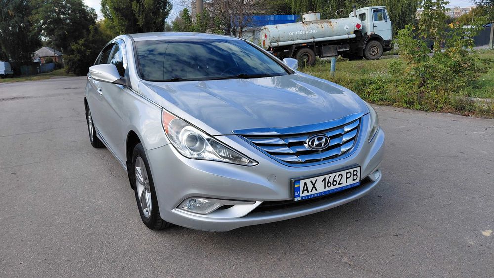 Hyundai Sonata 2014р 2.0 Автомат газ пропан