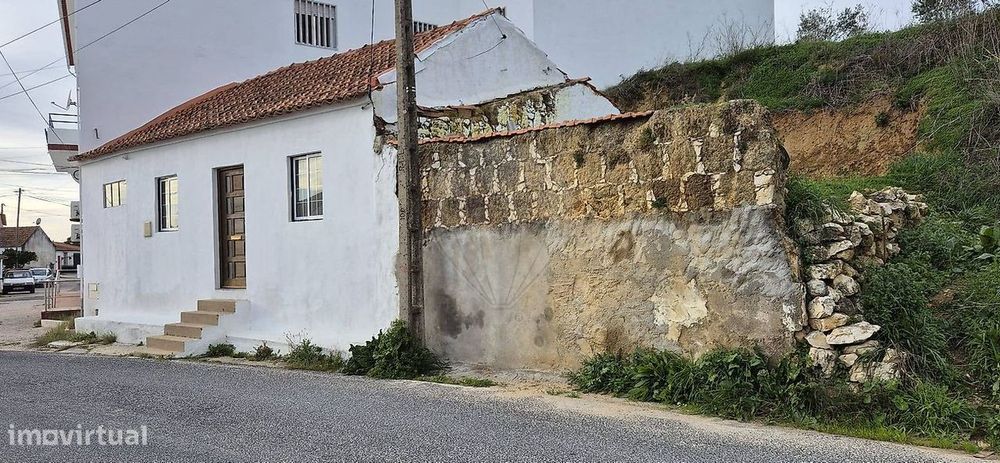 Moradia T1 para venda — Brogueira, Parceiros De Igreja E Alcorochel, Santarém