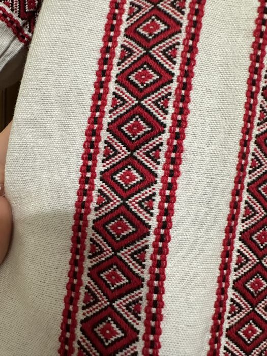 Продам вишите плаття