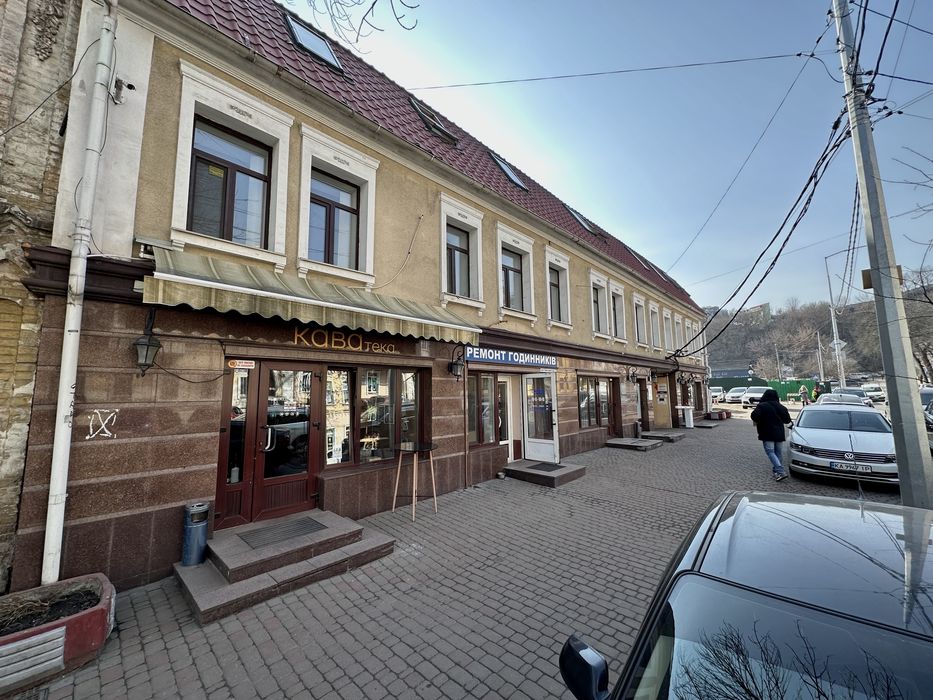 Аренда фасадного помещения 50м2 | Подол, ул. Ярославская 6