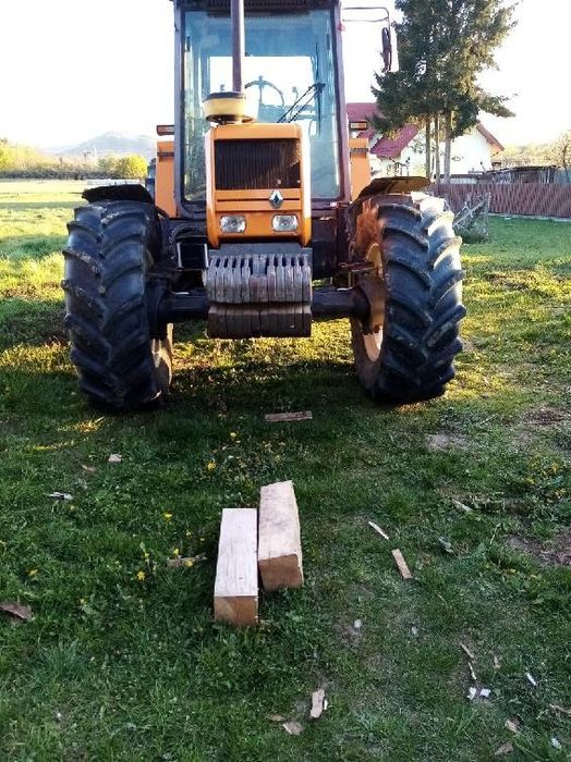 Traktor  Renault  106-54