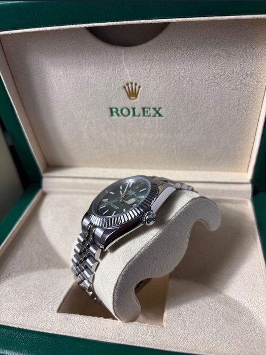 Часы Rolex Date Just Green
