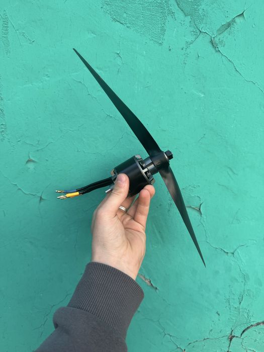 Безколекторний мотор 540KV + пропелер