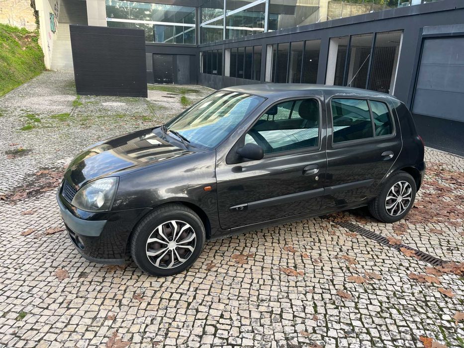 Clio 1.2 gasolina ano 2002