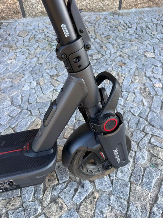 Trotinete Elétrica Segway Max G3