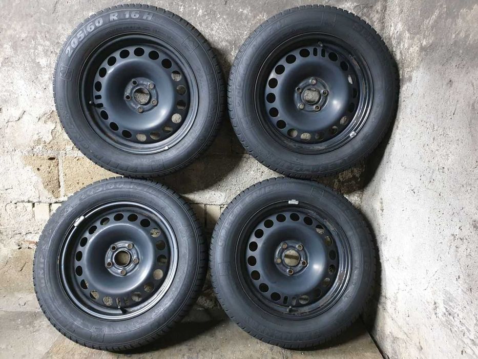 Felgi stalowe koła Opel Astra R16 5x105 opony zimowe 205/60R16 7mm