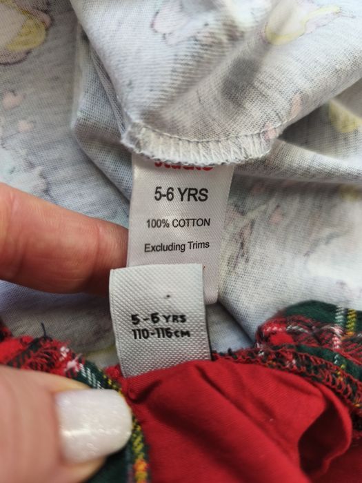 Дитячі плаття для дівчинки на 5-6 рочків