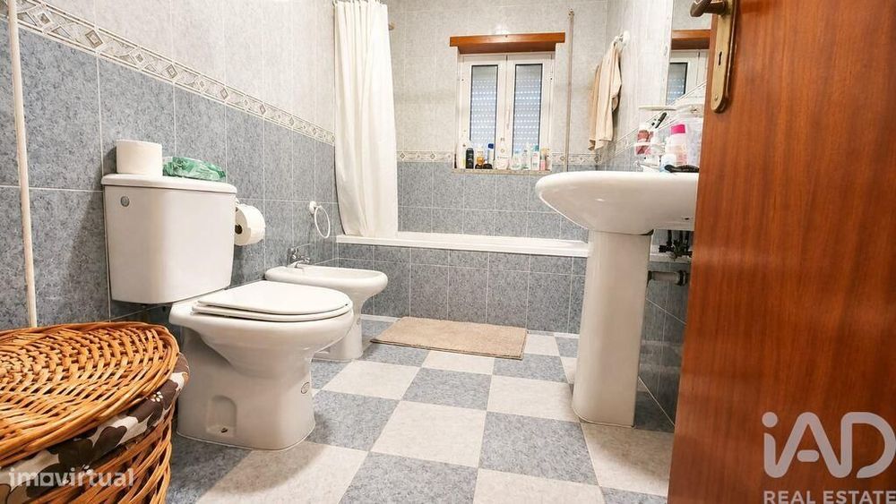 Casa / Villa T3 em Seixo da Beira de 140 m2