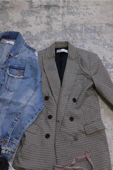 Пакетом Одяг ZARA , розмір S- на осінь лофери, піджак,джинсовка