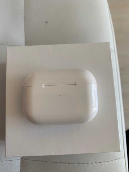навушники airpods