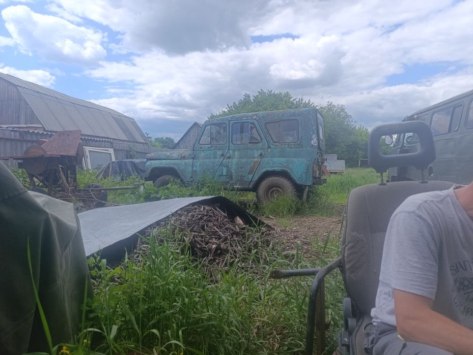 Продам уаз командірьський петаня по телефону