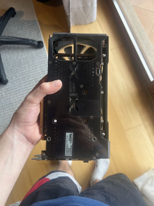 Radeon RX6600 Swift 210