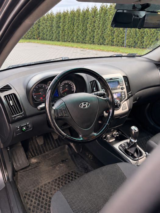 Hyundai i30 1.6b +LPG