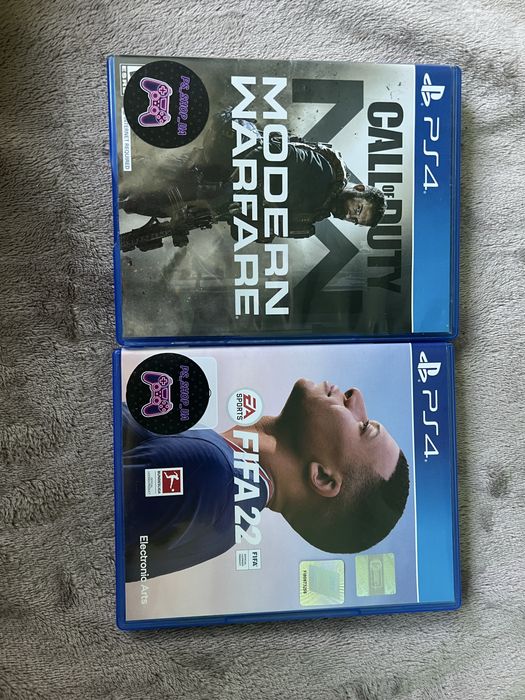 PS4 Slim 1tb + 2 джойстика
