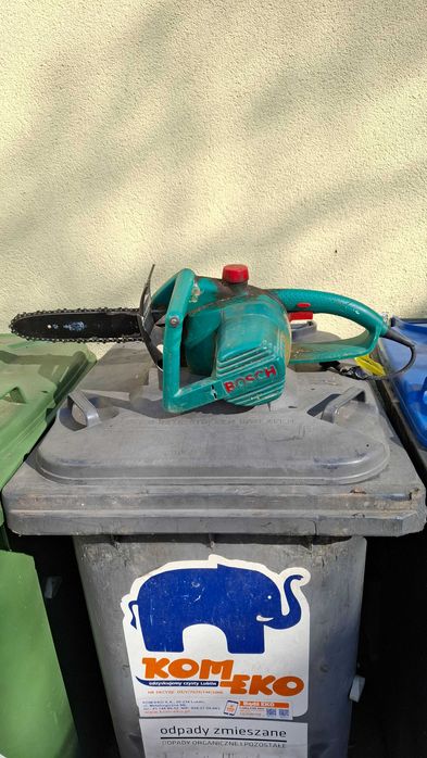 piła łańcuchowa , elektryczna