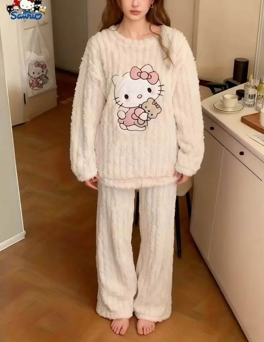 Теплая женская пижама плюшевый домашний костюм Hello kitty