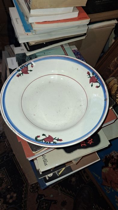 Prato decorativo faiança antiga