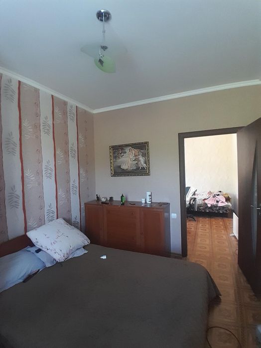 Продається будинок для великрї родини в Центральному р-ні