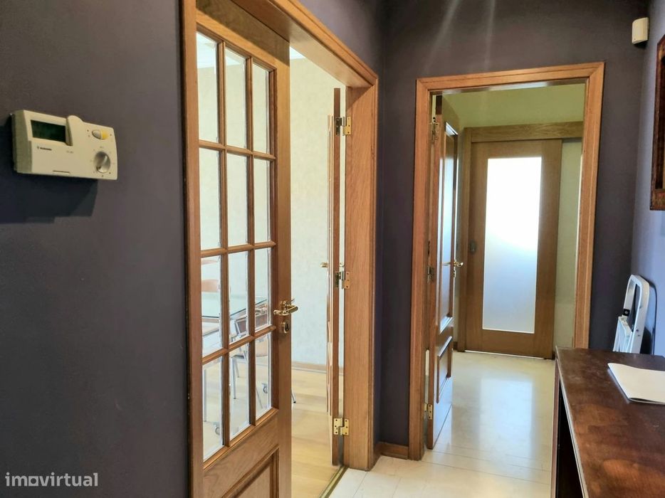 Excelente Apartamento T2 Para Arrendar Em São Domingos De Benfica