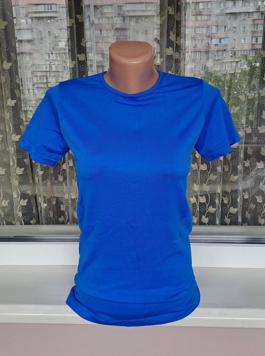 Женская спортивная синяя футболка