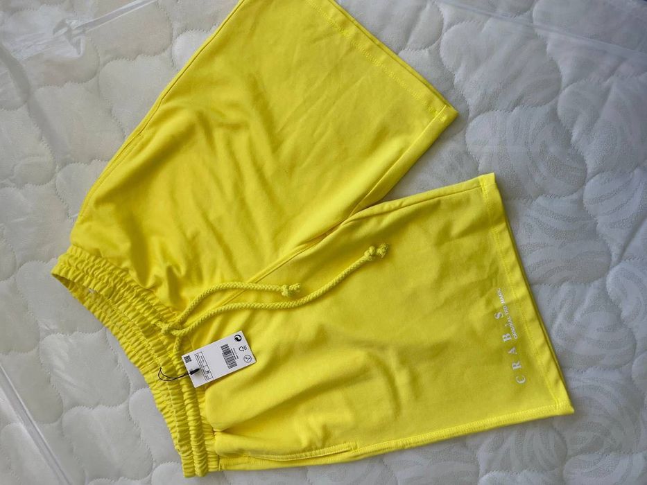 Шорти спортивні жіночі